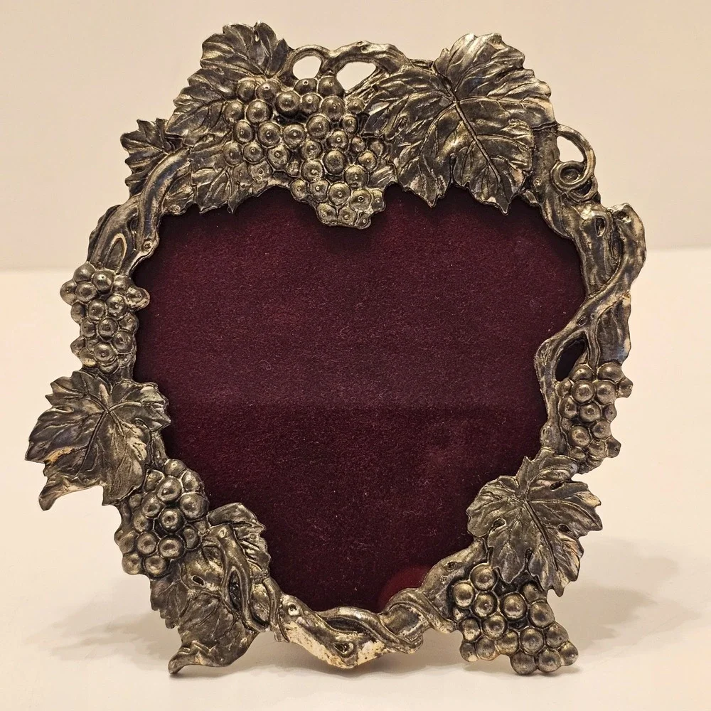 Arthur Court 1993 Vintage Heart Grape Leaves Vine Picture Metal Frame 6in